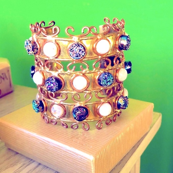 SALE🎅🏻Handmade Druzy & Moonstone Cuff Bangle - Picture 4 of 7